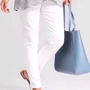 Liz Lange Maternity skinny white jeans Size Medium pregnancy pants EUC